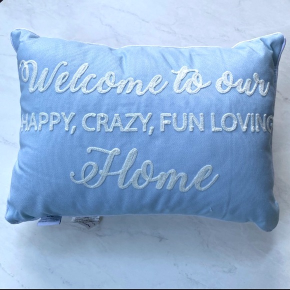 Throw Pillow - Embroidered - Blue White - 14” x 20” NWT - Picture 3 of 7